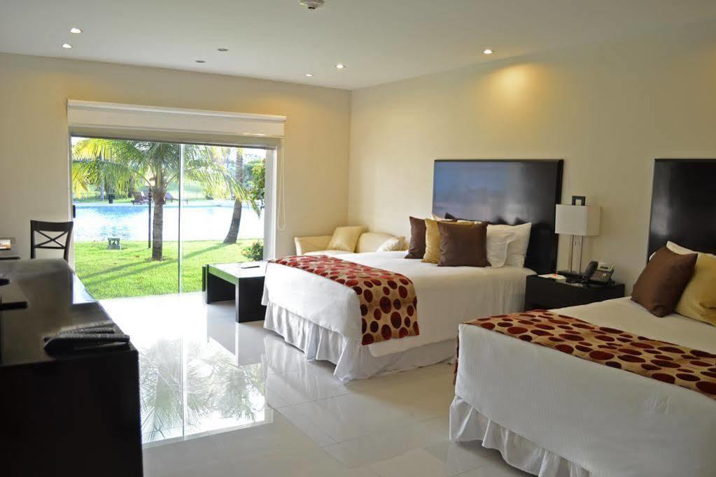 Sun Hotel Warnes Luaran gambar